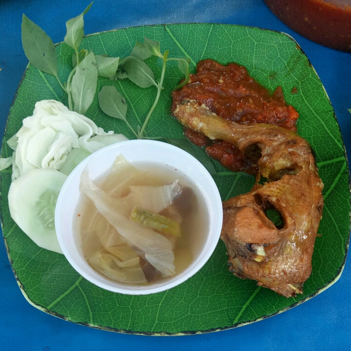 Pecel Ayam