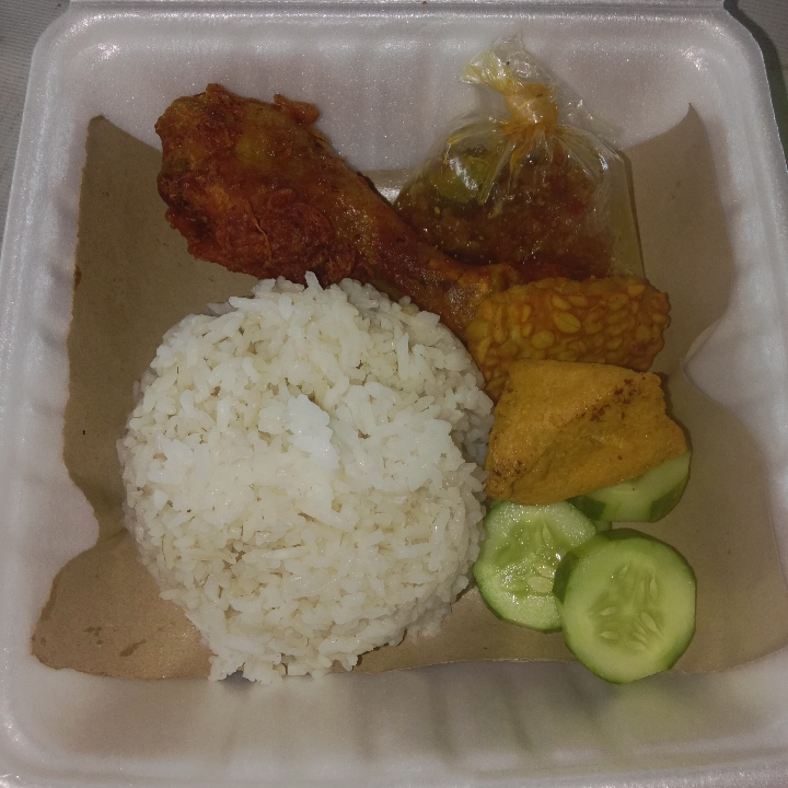 Pecel Ayam