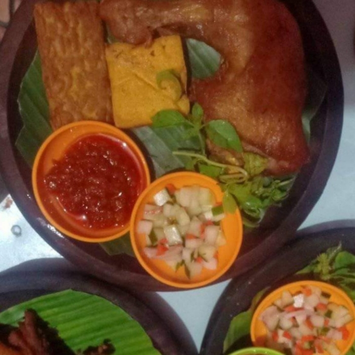 Pecel Ayam Nasi