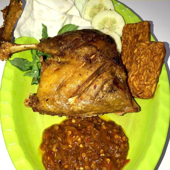 Pecel Bebek 