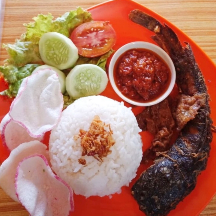 Pecel Lele
