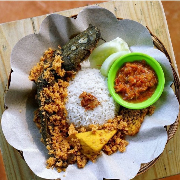 Paket Nasi Pecel Lele Plus Tahu Tempe 