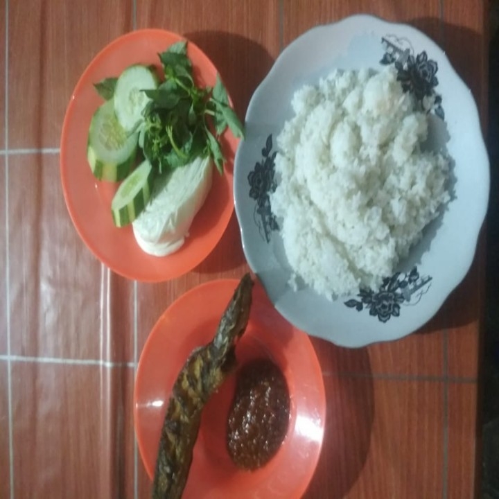 Pecel Lele