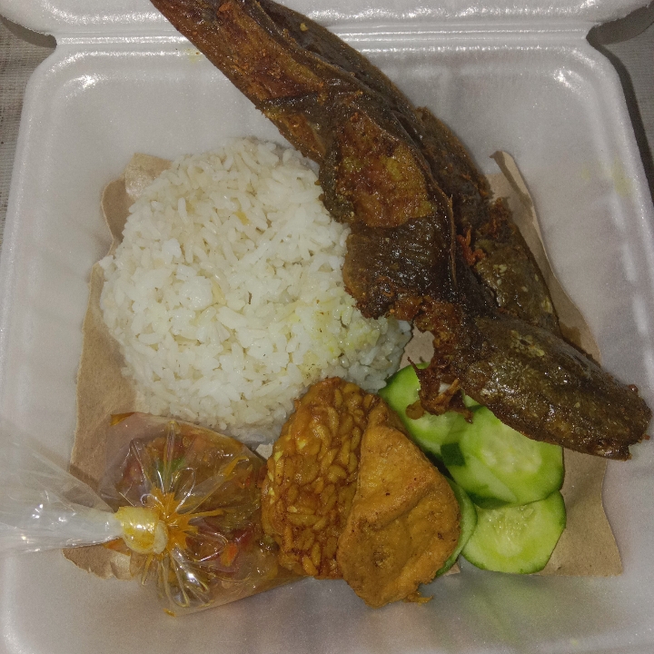Pecel Lele