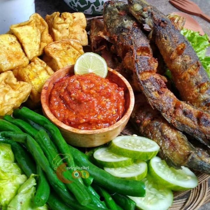 Pecel Lele
