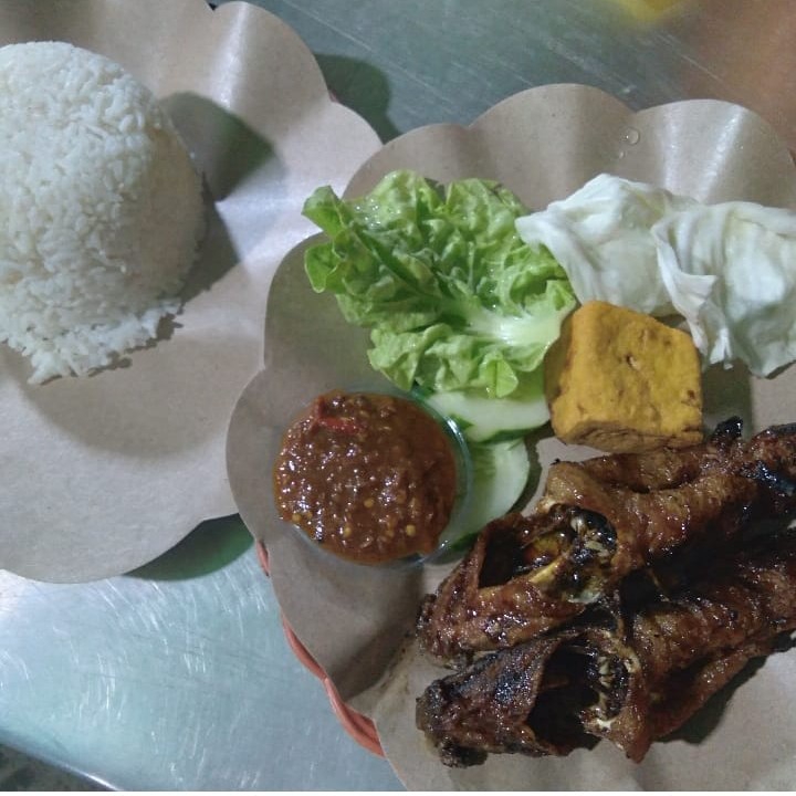 Pecel Lele Bakar 