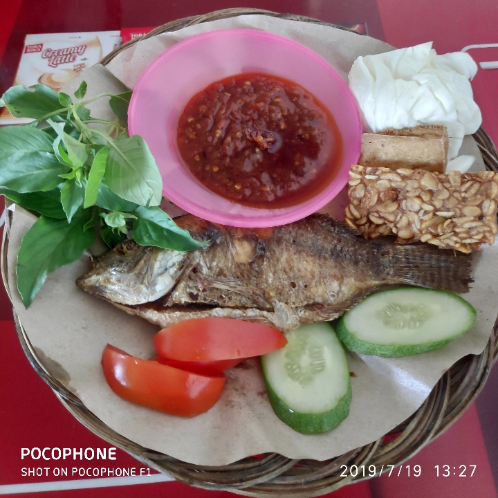 Pecel Lele Ikan Nila