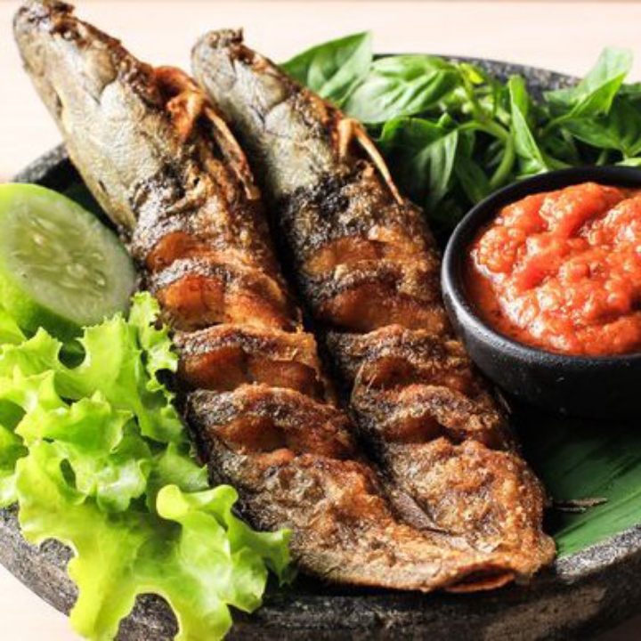 Pecel Lele Tanpa Nasi Gratis Sayur Asem