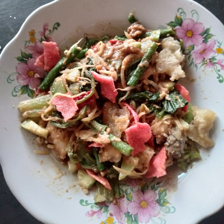 Pecel Lontong Per Porsi
