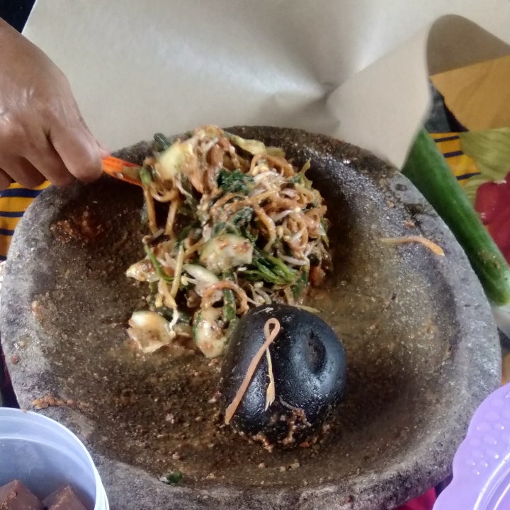 Pecel Uleg