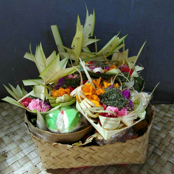Pejati Lengkap