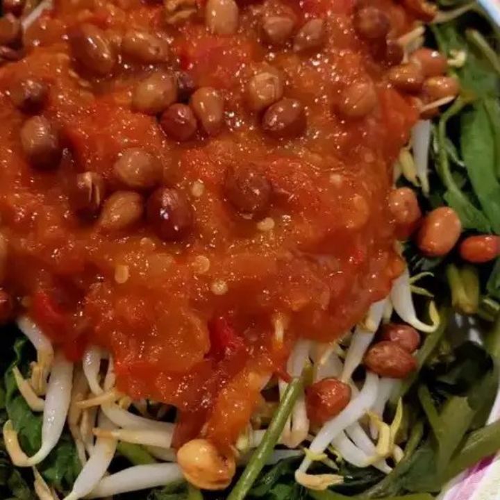 Pelecing Kangkung Taliwang 