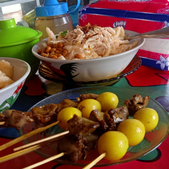 Pelengkap Sate Ati Ampela Usus Telur Puyuh