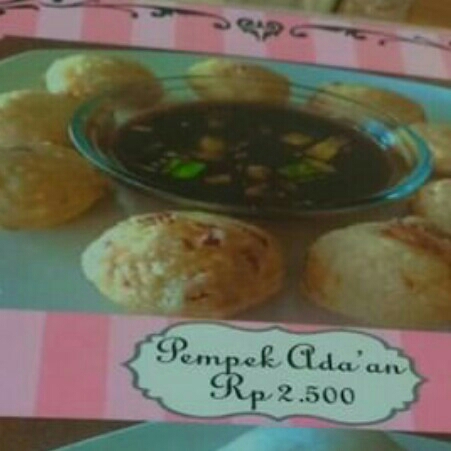 Pempek Adaan