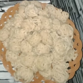 Pempek Keriting