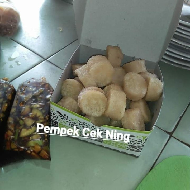 Pempek Lenjer siap santap