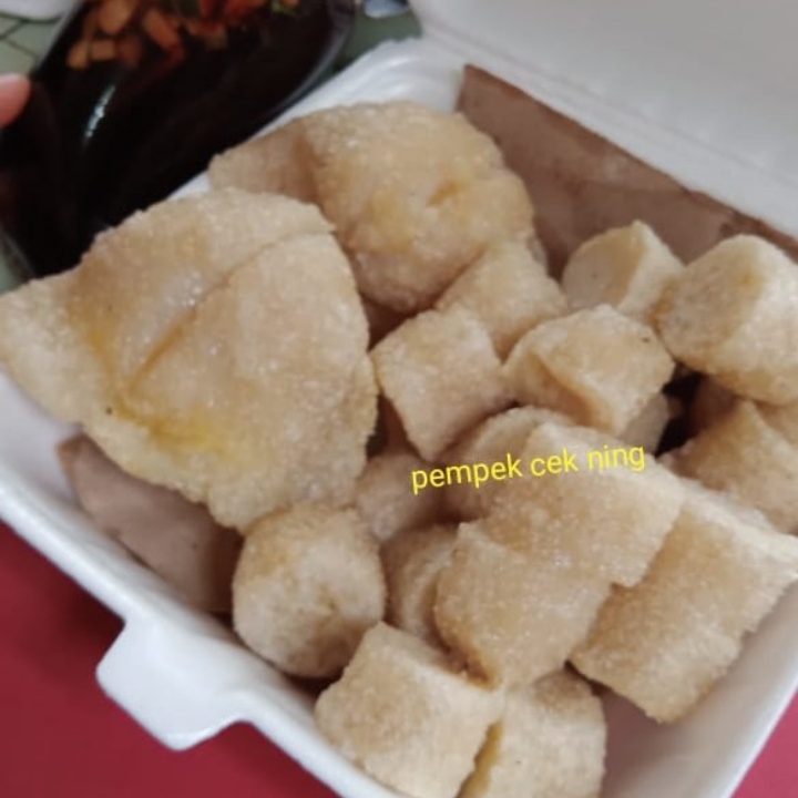 Pempek siap santap