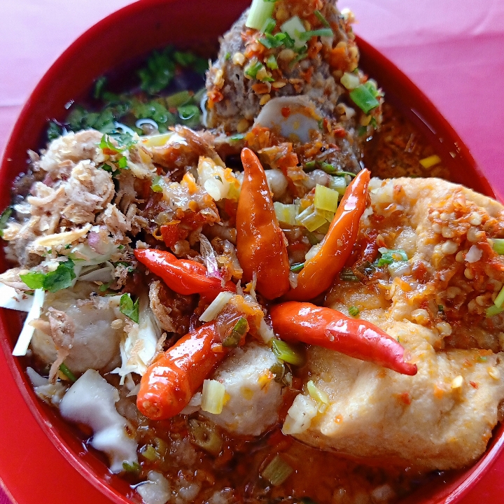 Pentol Kuah Zhontor Plus Iga Sapi