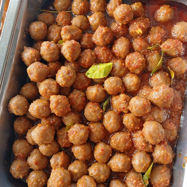 Pentol Pedas