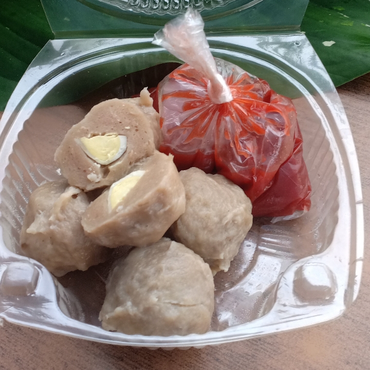 Pentol Telur