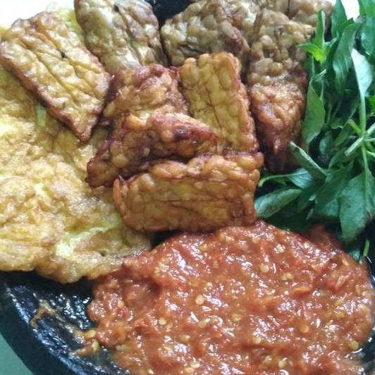 Penyet Tempe Telor