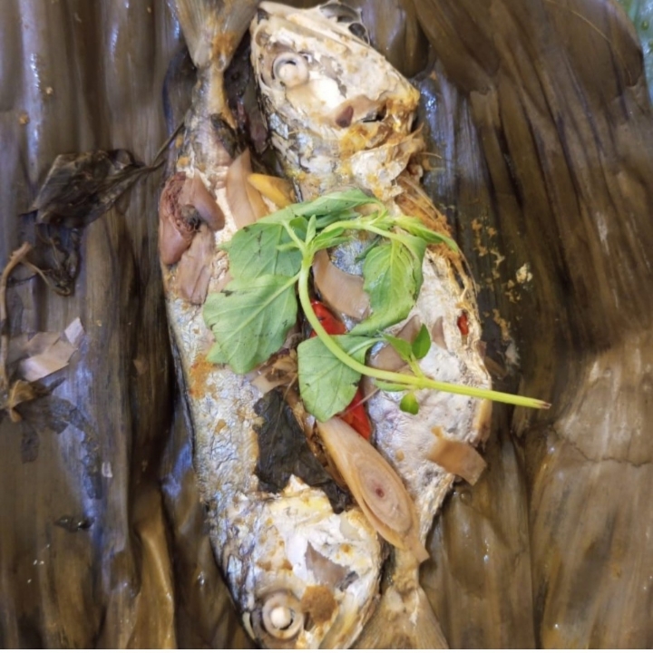 Pepes Ikan Gembung