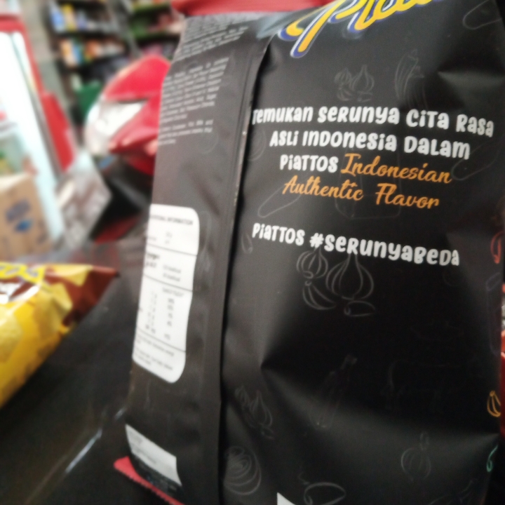 Piattos Rasa Iga Penyet 85 Gr 3