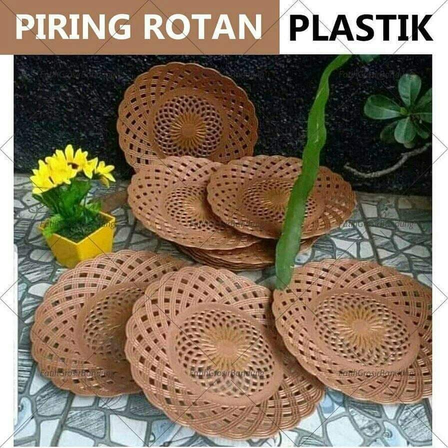 Piring Rotan Plastik