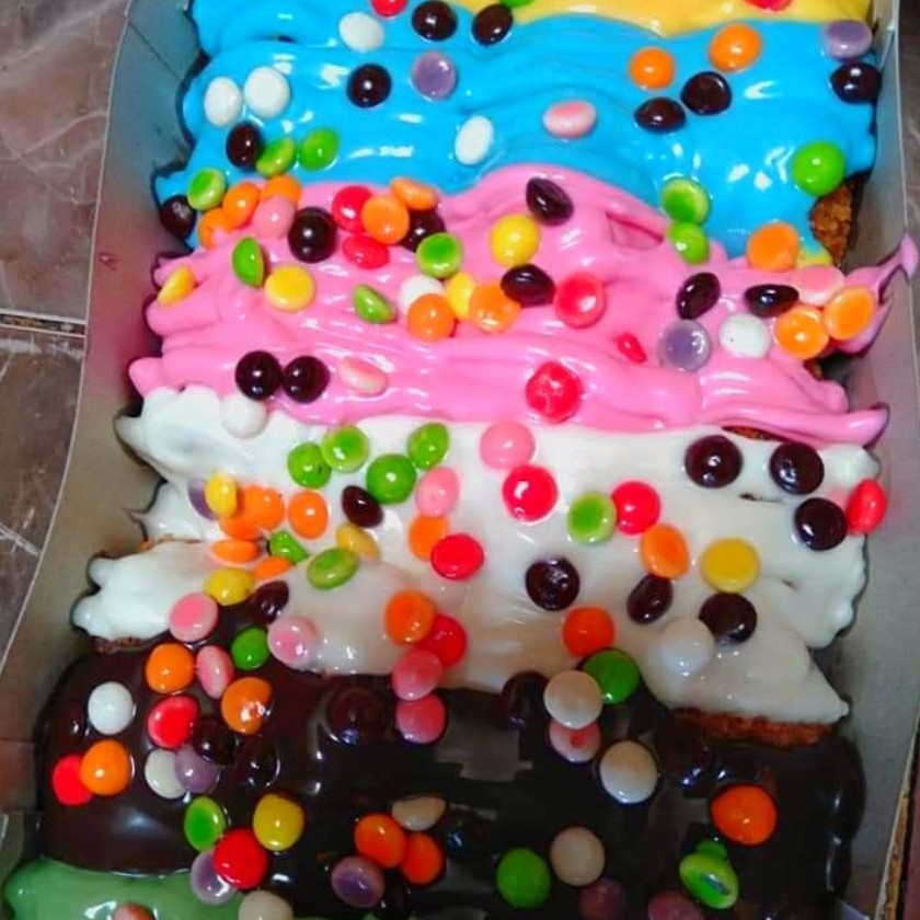 Pisang All Toping Pelangi
