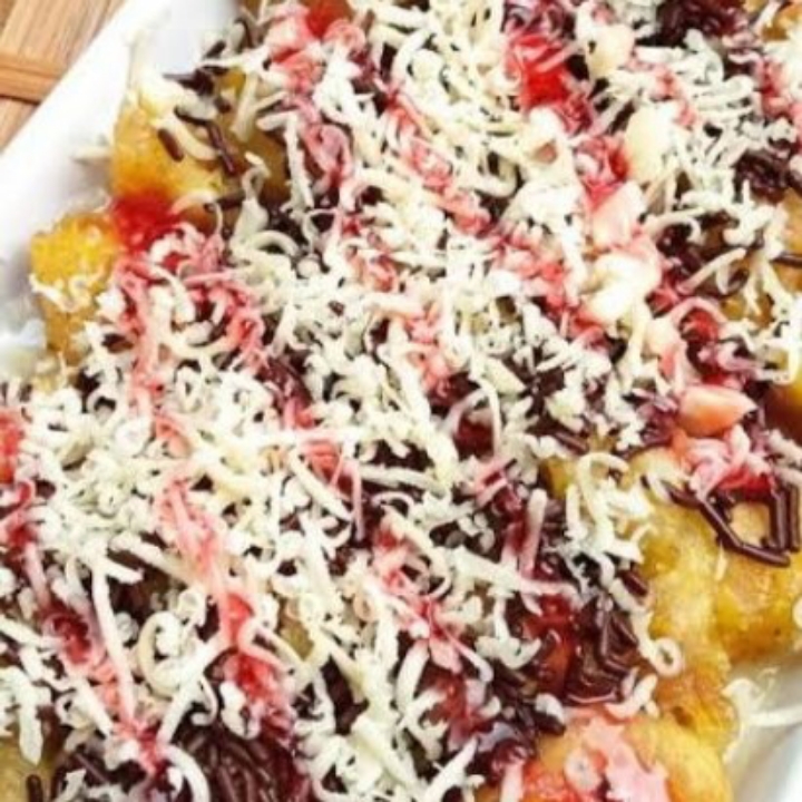 Pisang Bakar Strawberry Coklat Keju