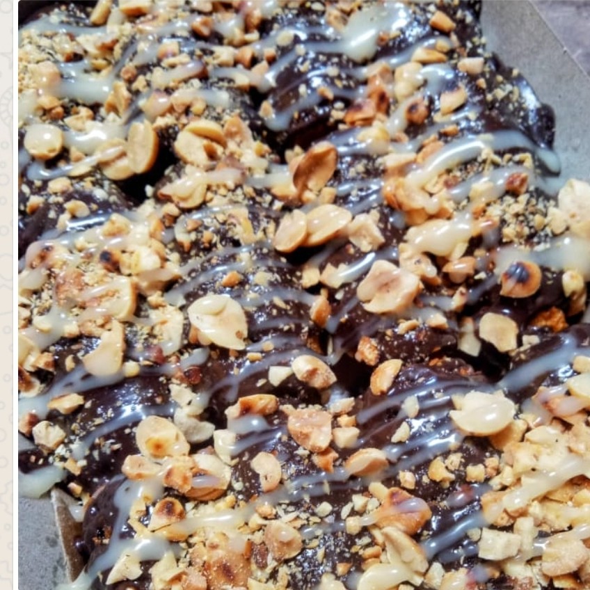 Pisang Coklat Kacang