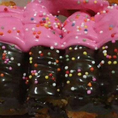 Pisang Crishpy Coklat Strawberry