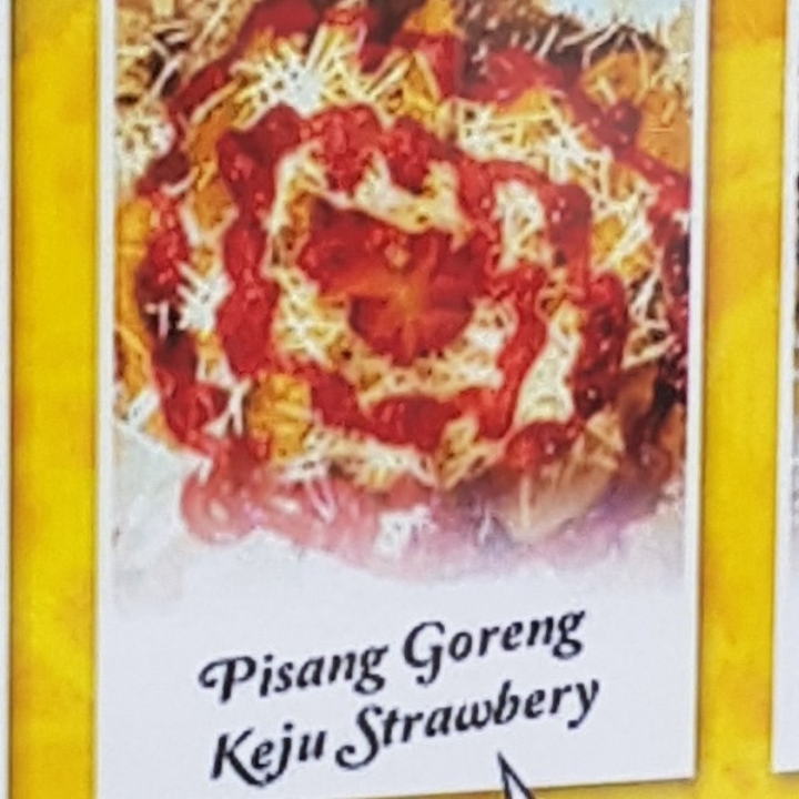 Pisang Goreng Keju Strawberry