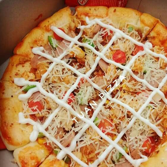 Pizza Ayam Abon Sosis