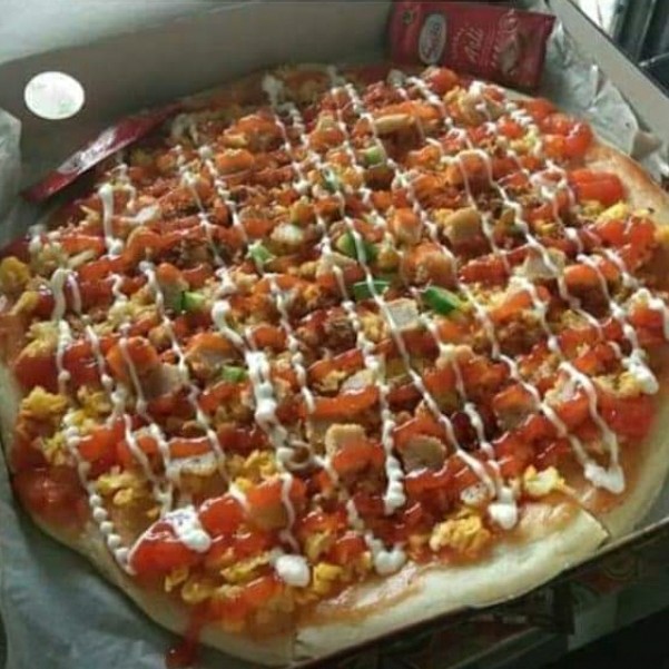 Pizza Ayam Nugget