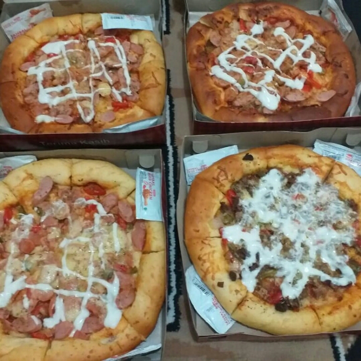 Pizza Dan Donat