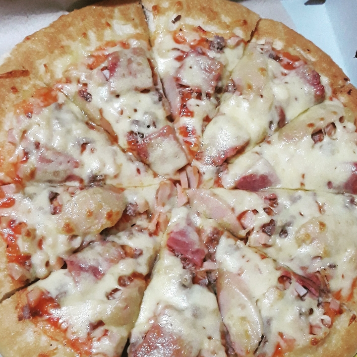Pizza Meat Eater Medium