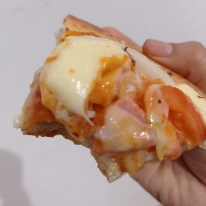 Pizza Mozarella Full Topping 3