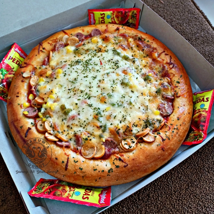 Pizza Sosis Double Mozarella