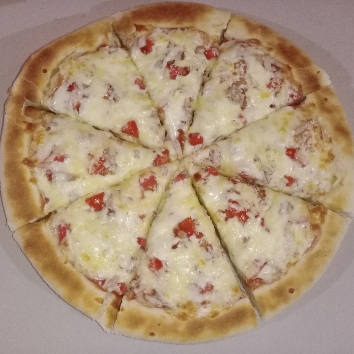 Pizza Tuna Garlic Large