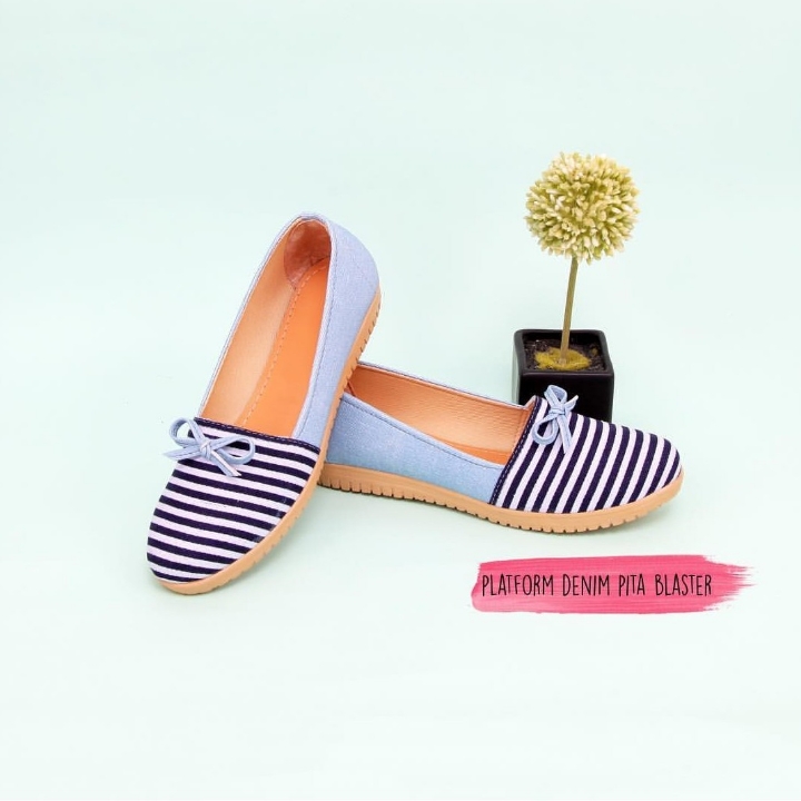 Platform Denim Pita Blaster