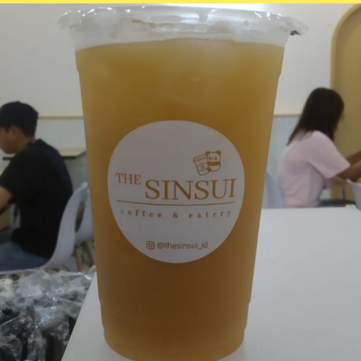 Plum Yakult 