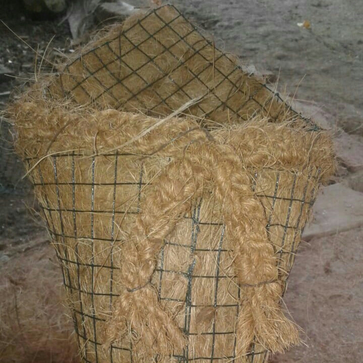 Pot Bunga Sabut Kelapa 3