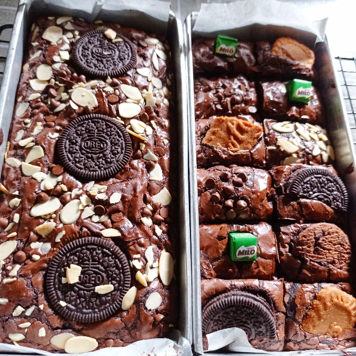 Premium Fudgy brownies