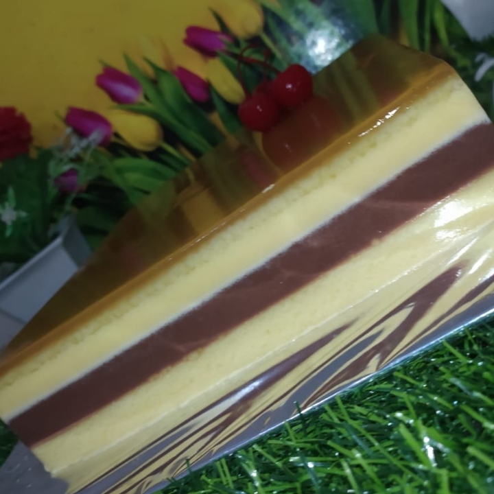 Puding Lapis Surabaya