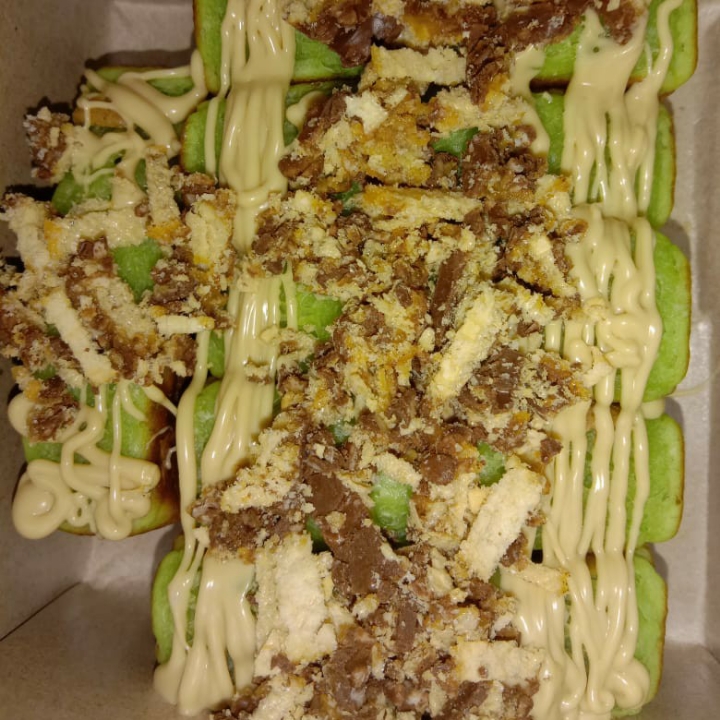Pukis Fatoel Toping Beng-beng