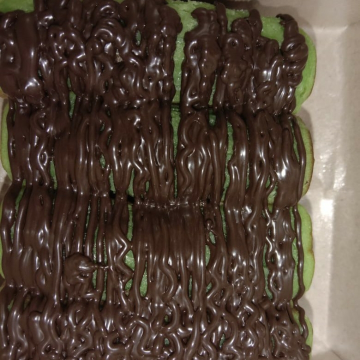 Pukis Fatoel Toping Coklat