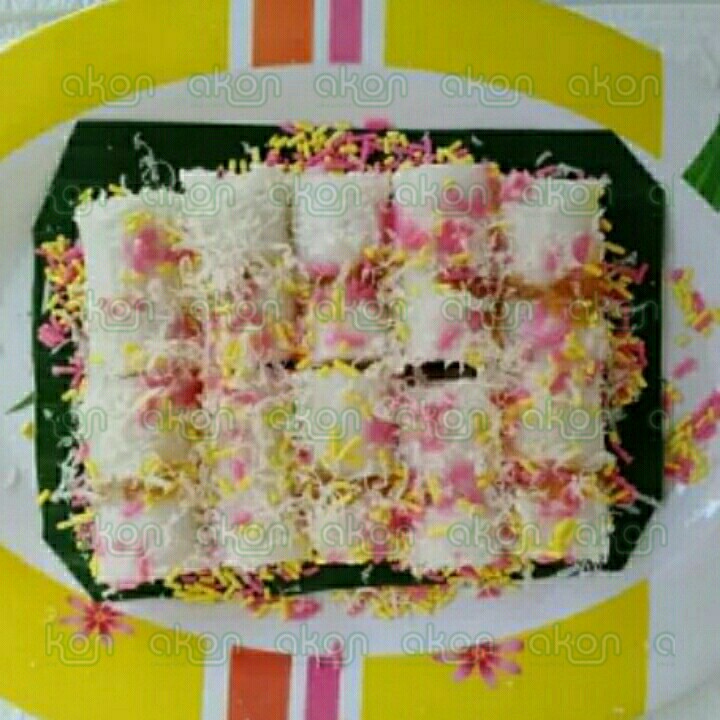 Putu Nanas Keju