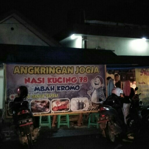 RANGKASBITUNG- ANGKRINGAN JOGA NASI KUCING