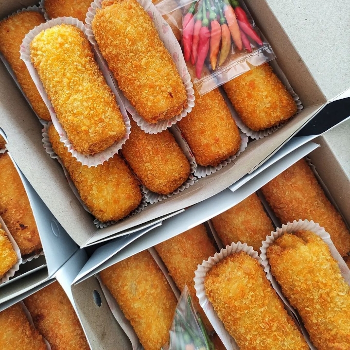 RISOLES MAYO AYAM